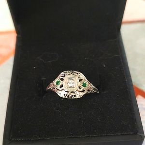 18k solid white gold genuine emerald and diamond ring